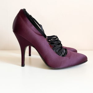 Gorgeous LANVIN plum silk stiletto heels, purple heels French designer shoes, made in Italy, 39 1/2, fits 8.5M image 1