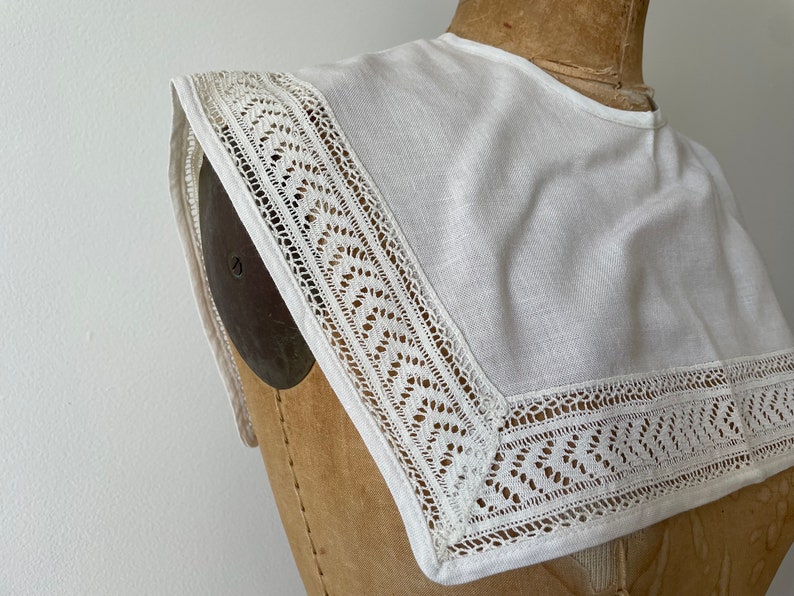 Vintage 1930s handmade linen sailor collar with crochet lace insert middy dress collar, ivory image 2
