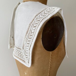 Vintage 1930s handmade linen sailor collar with crochet lace insert middy dress collar, ivory image 3