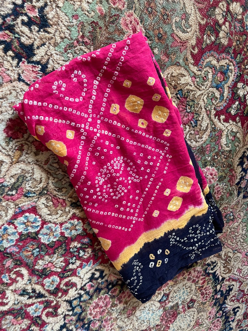 Vintage all cotton gauze sari, Indian shawl, wrap skirt red & black India saree, boho hippie image 9