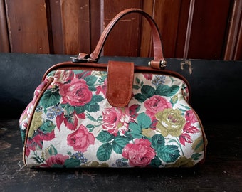 Vintage 1980s ‘90s Italian floral print handbag | Paola Lungo doctor bag with genuine leather handle, shows light wear