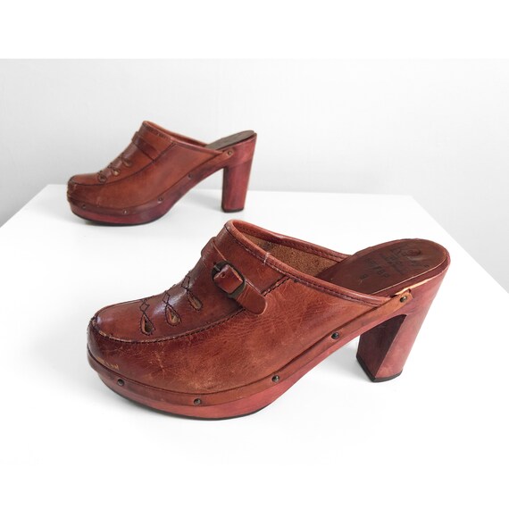 Vintage 1970s whiskey leather studded platform clo