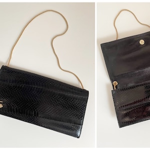 Vintage ‘70s ‘80s disco era shoulder bag | black genuine snakeskin purse, convertible envelope clutch with snake chain strap
