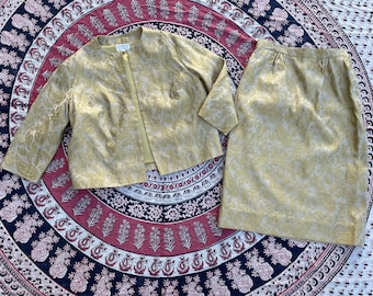 Exquisite 1950’s Dynasty Hong Kong golden silk brocade suit | pale gold floral & paisley, wedding skirt and jacket set, S