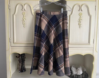 Vintage 1970’s College Town bias plaid skirt | navy blue & tan plaid high waisted skirt, wool blend skirt, Fall vibes, S