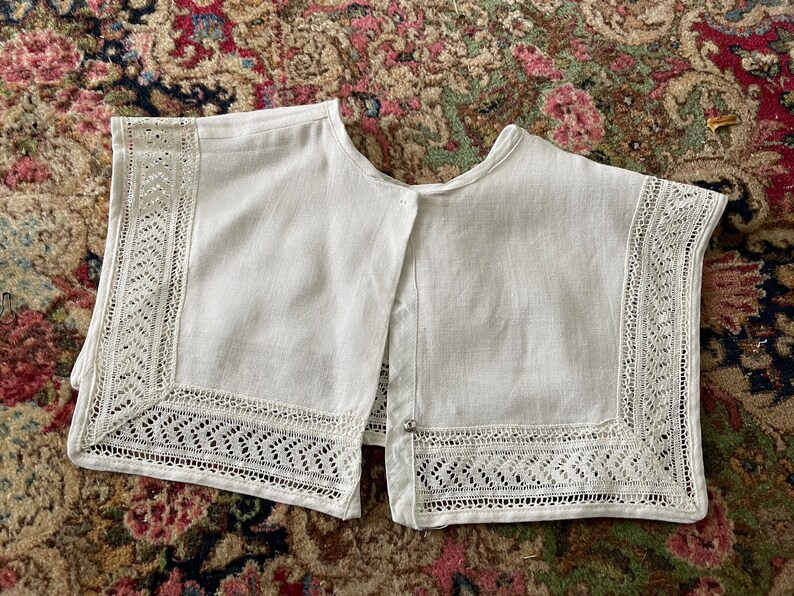 Vintage 1930s handmade linen sailor collar with crochet lace insert middy dress collar, ivory image 7