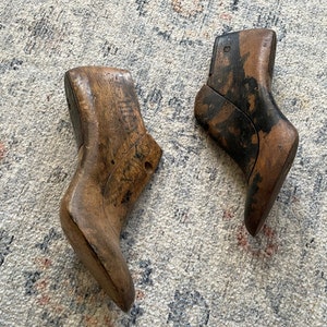 Set of 2 antique high heel shoe forms wooden shoe mold, cobbler form, industrial salvage, beautiful patina image 1