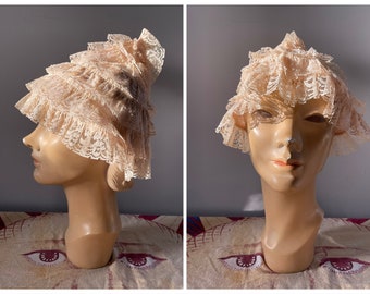 Vintage 1940’s cream lace pixie cap | whimsical lace topper, pointy cap, fairy core, Halloween costume