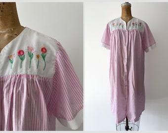 Vintage pink striped housecoat, floral embroidery | Easter, Spring duster, pastel aesthetic, M