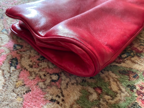 Vintage ‘80s Italian lipstick red oversize clutch… - image 3