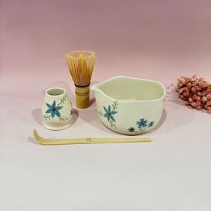 Blue Flower Matcha Bowl, Handmade Matcha Bowl Set, 500ml Matcha Bowl, Egg Beating Bowl Set, Personalized Gift