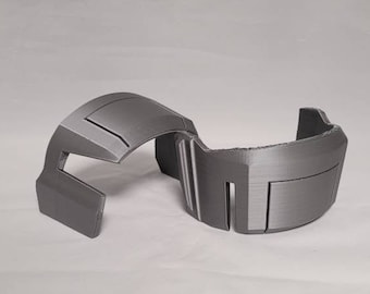 Bo Katan Knee Armor.