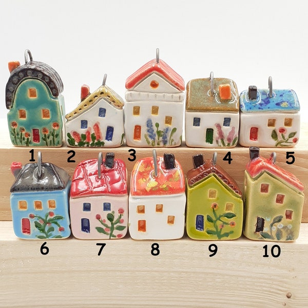 Little ceramic houses to hang sold individually | Handmade | Different colors | Cute mini ceramic houses to hang | Tiny houses