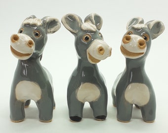 Ceramic donkey | Hand-formed and hand-painted | Ceramic sculpture | Miniature | Decorative figurine | Ceramic figurine | Animal sculpture