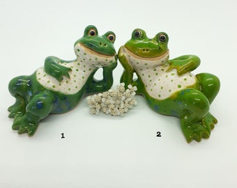 Ceramic frog | Hand-formed and hand-painted | Ceramic sculpture | Decorative figurine | Ceramic figurine | Frog lover gift | Desk decoration
