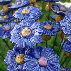 Decorative ceramic flowers (1pc) | Cornflower | Bachelor's button | Handmade | Different colors | Home and garden decorations!