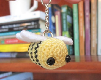 PATTERN Bee crochet pattern, Amigurumi bee, crochet bee keychain, diy bee keychain, spring crochet pattern microcrochet bee easy crochet bee