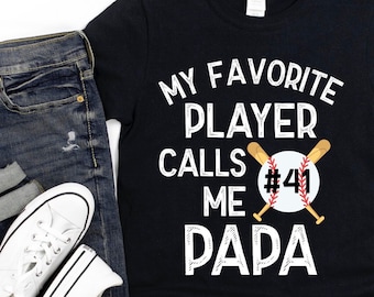 Bonita camiseta de papá de béisbol/Regalo de papá de béisbol personalizado/Mi jugador favorito me llama papá/Camiseta de béisbol de abuelo personalizada