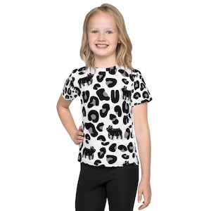 Pigs and leopard print Kids crew neck t-shirt, show pigs, stock show,show mom, pig,sow