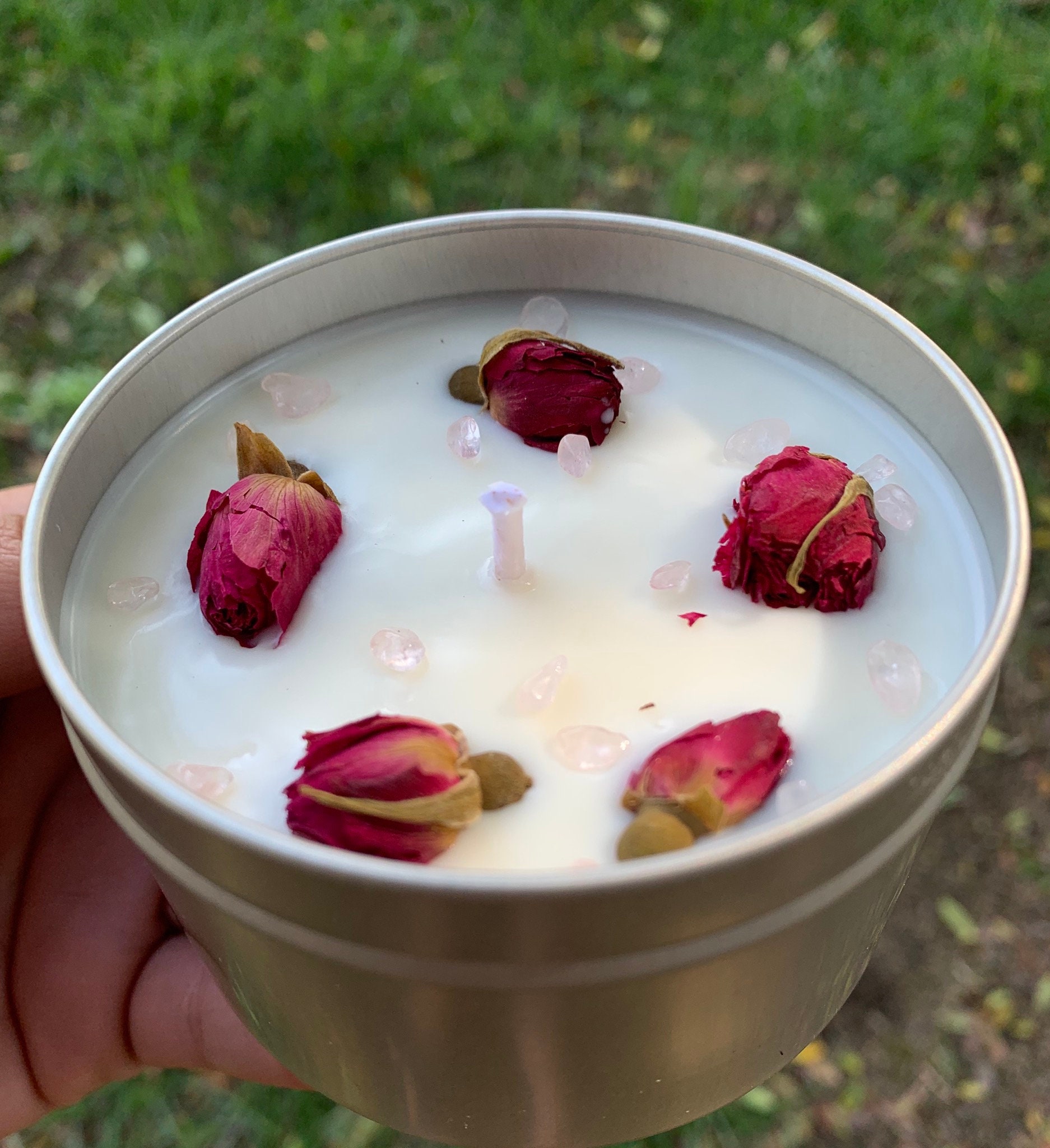 Rose Bud and Rose Quartz Crystal Candle / Scented Soy Candle / Etsy
