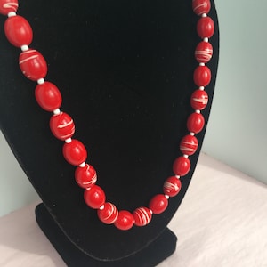 Mid Century Red Bead Necklace: Hand Painted Accents, 29&quot; Vintage