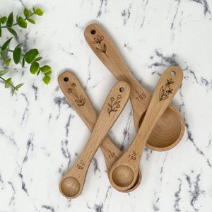 Measuring Spoons, Wildflower Spoon, Personalized Baking Gifts, Valentine's Day Gift For Mom, Gift for Her, Gift For Him, Galentines Day Gift