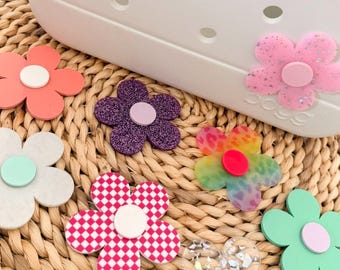 Etiquetas personalizadas de acrílico Daisy para bolsos Bogg / Accesorio personalizado para bolsos de mano