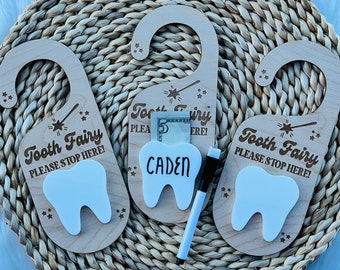 Colgador de puerta de madera del hada de los dientes // Nombre personalizado Caja de recogida del hada de los dientes // Soporte de dientes para niña // Signo personalizado del hada de los dientes para niños