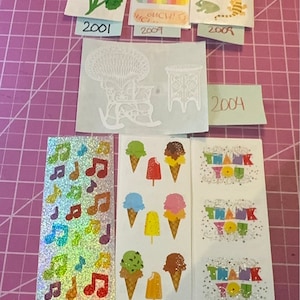 2000er Jahre Mrs. Grossman's ICONIC Stickers LOT: klassische Geranie, Bandagen, mollige Amphibien, Rocker und 3 funkelnde Blätter = 7 Blätter insgesamt!