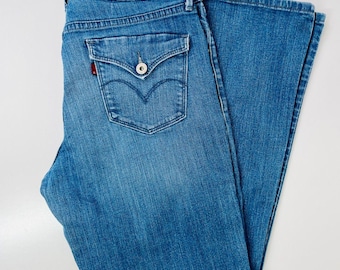 Levis Jeans 10 Vintage Levis Jeans Y2K Levis Demi Curve Bootcut Jeans 30x30 Demi