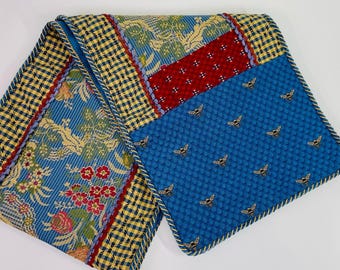 Vintage Patchwork Table Runner Tablecloth Decor Floral Tapestry Y2K Bees Floral