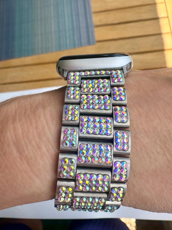 Sparkly Rhinestone Apple Watch Band: Glam Crystal Bling  display picture 1