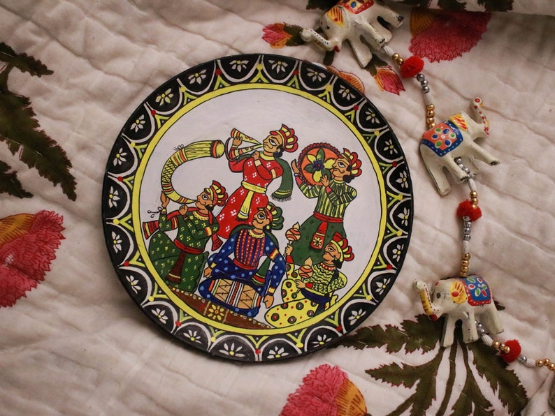 Jaipur Rajasthani Handpainted Wall Plate, Rajasthan Handicraft Wall Decor, Indian Rajasthani 'Phad Painting', Wall plates, wall art image 4