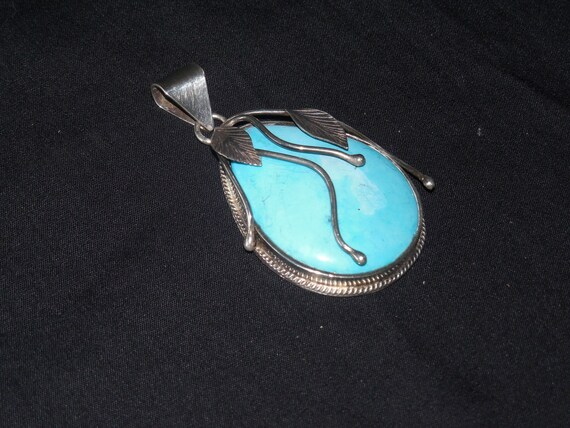 Vintage Pre-owned sterling silver large turquoise… - image 1