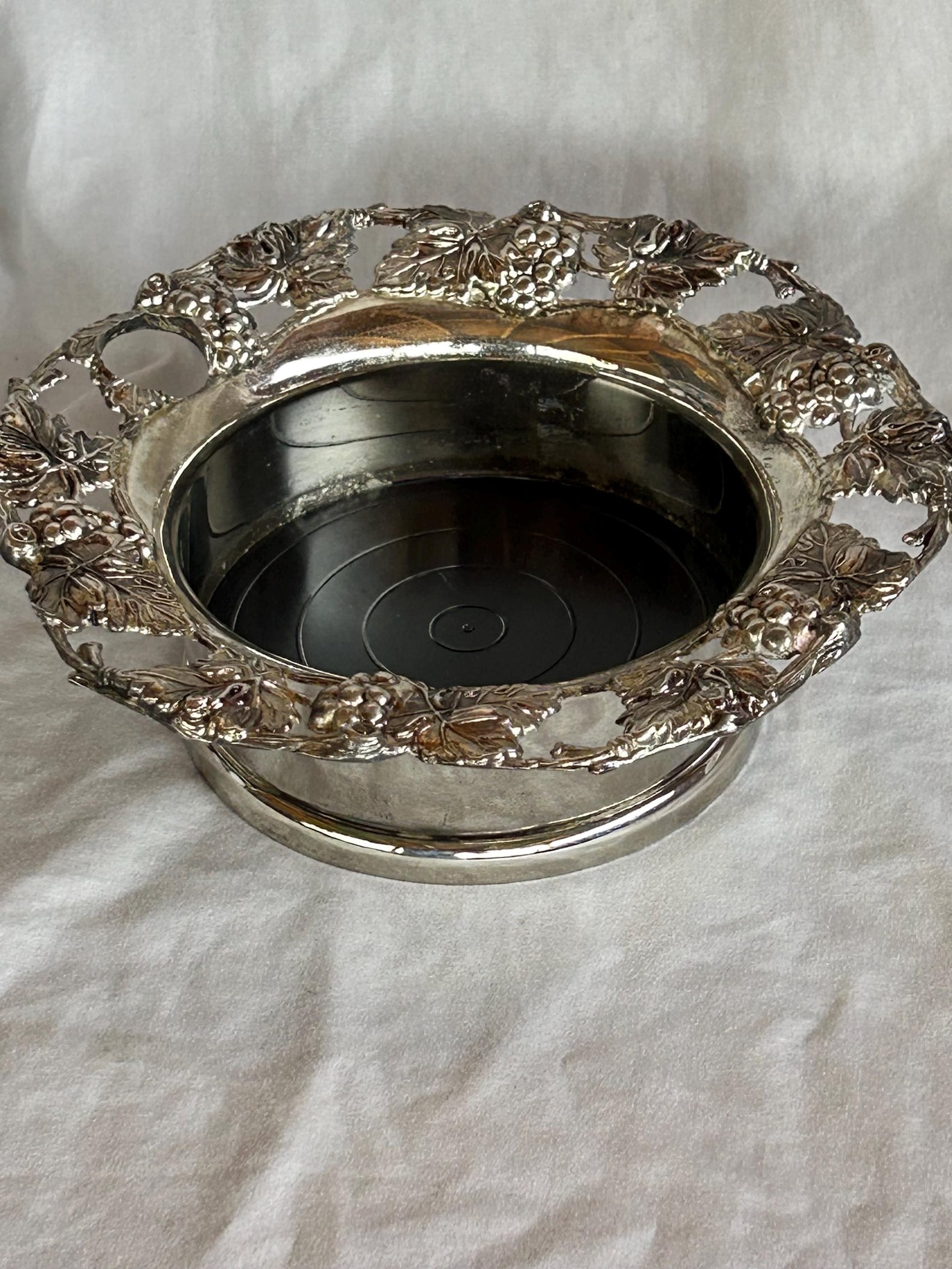 Vintage Silver plated Grapevines Motif Wine Coaster Godinger 1988