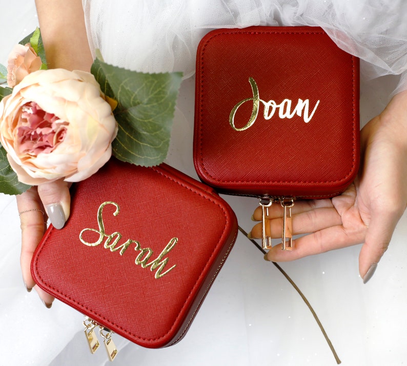 Travel Jewelry Case, Personalized Bridesmaid Proposal Gift, Bridal Party Gifts, leather travel jewelry box, Initials & Name Travel Case Scarlett