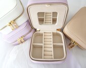 Custom Jewelry Box, Personalized Jewelry Box, Leather Travel Jewelry Box, Bridesmaid Gifts, Gift for Her, Organizer box ring Storage