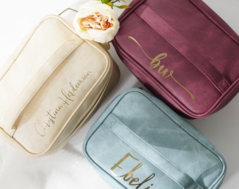 Personalized Makeup Bag Cosmetic Bag Makeup Pouch Bridesmaid Proposal Gift Bachelorette Party Favor leather pouch Holiday Gift Travel Pouch