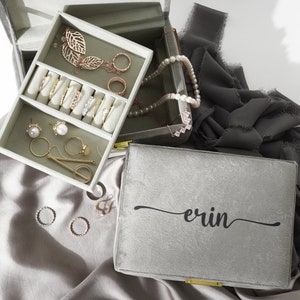 Große personalisierte Samt Antique zwei-Tier-Schmuckschatulle, Weihnachten Urlaub Geschenk, Hochzeit Lagerung, Dekoration, Brautjungfer Displays
