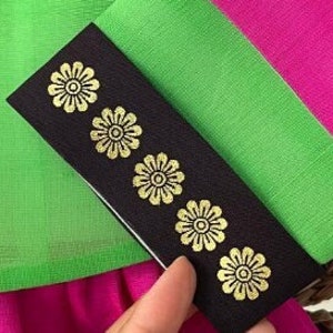 Plum Blossoms Small, Gold Metallic Foil Heat Transfer Vinyl for Hanbok, Korean Traditional Costume, 750 x 1.7cm Flowers per Metre