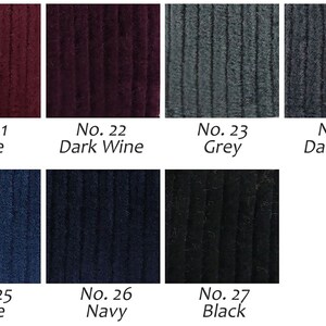 Op de afbeelding: Kleurenkaart met zeven verschillende kleuren stof. De kleuren zijn: Wijn, Donker Wijn, Grijs, Donker Grijs, Blauw, Marineblauw en Zwart.