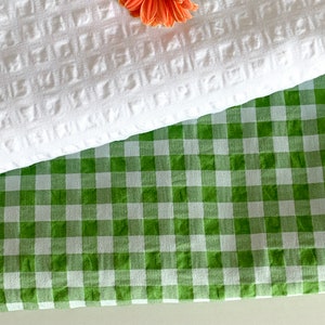 May | Gingham Seersucker by the yard, made in Korea, Yarn Dyed Cotton Seersucker, Vintage Green Gingham Ripple Fabric, Apparel 148cm 58"wide