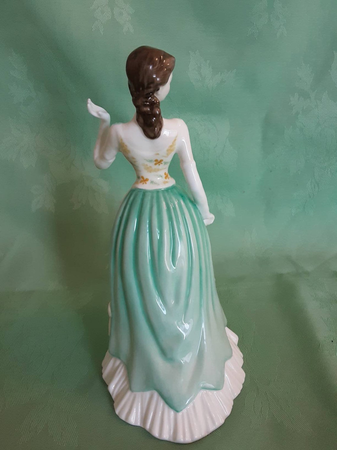 Royal Doulton Classics Figurine Gillian HN4404 Etsy