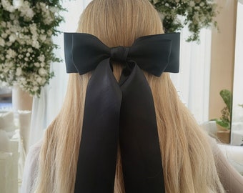 Pince à cheveux longue queue en satin noir, fascinateur, mariée ou demoiselle d'honneur, double nœud 22 cm de large,