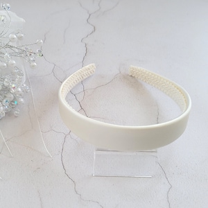 SATIN HAIR BAND BROAD OFF WHITE SATIN HAIR BAND BROAD OFF WHITE