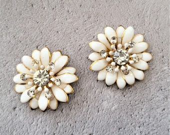 CLIP ON Off White Flower Stud Earrings with diamante lightweight 3 cms