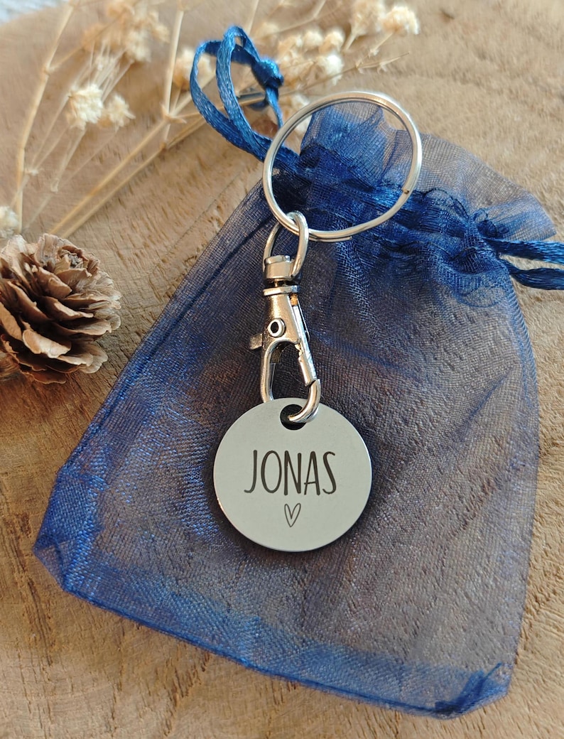 Idee Osternest, Kleinigkeit für Freunde und Familie als Geschenk: Einkaufswagenchip mit Namensgravur