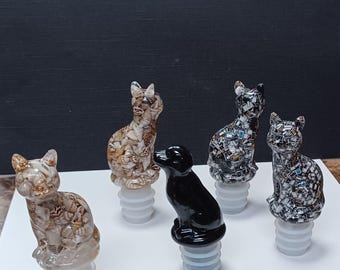 Beautiful Wine stoppers, Cat wine bottle topper, Wedding gift, Housewarming gift, Wine lover gift, Wine club gift