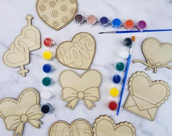 Valentine Heart Paint Your Own Wooden Figure  Kids Craft Kit  Party Favors  Classroom Valentines