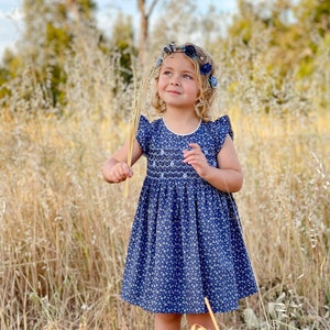 Navy Flower Smocked Dress (Round Neck)